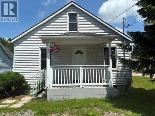13 SECOND Avenue E Simcoe Ontario, N3Y 2N8 - 3 Bedrooms Home For Sale