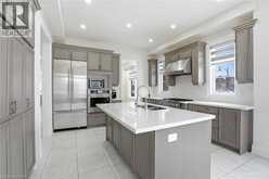 195 GRANITE RIDGE Trail | Waterdown Ontario | Slide Image Eleven