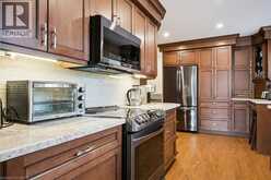 2033 SAXON Road | Oakville Ontario | Slide Image Nineteen