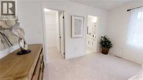 42 JULIE Court | London Ontario | Slide Image Twelve