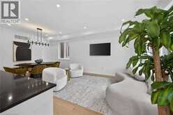 12 SHADY OAKS Trail | Hamilton Ontario | Slide Image Seventeen