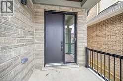 12 SHADY OAKS Trail | Hamilton Ontario | Slide Image Three