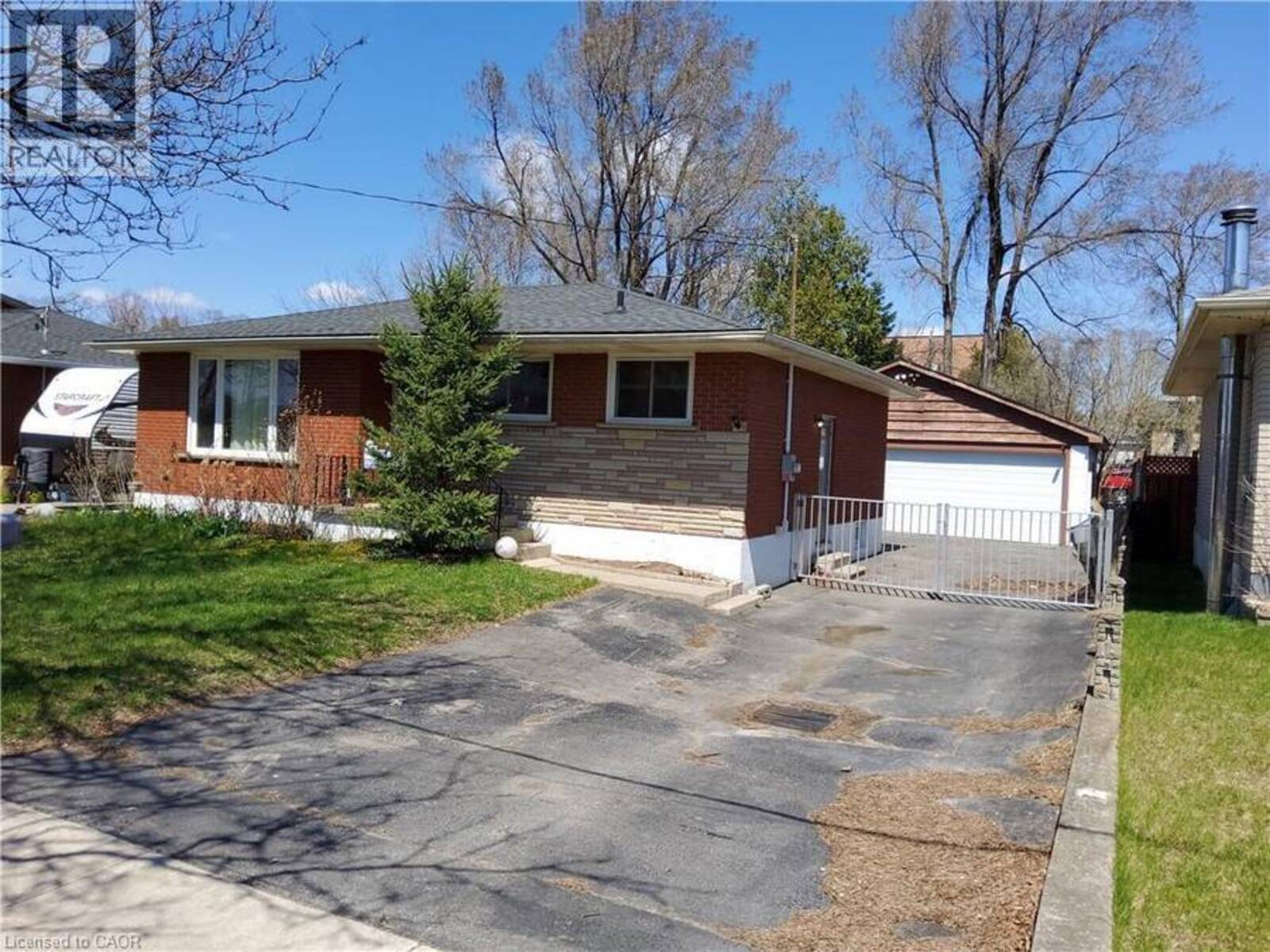 7 USHER Street, Brantford, Ontario N3R 1B8