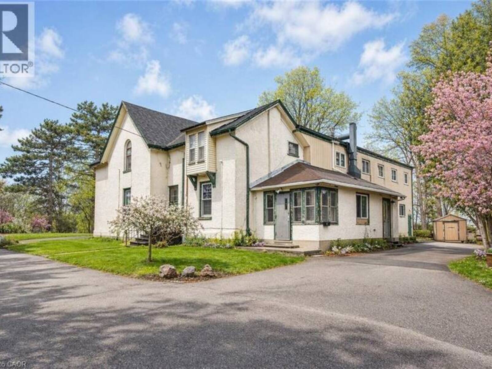 20 ELLIOTT Street, Cambridge, Ontario N1R 2J2