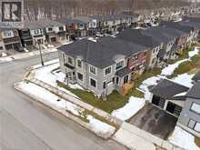 132 SETTLERS Road E | Oakville Ontario | Slide Image Thirty-one
