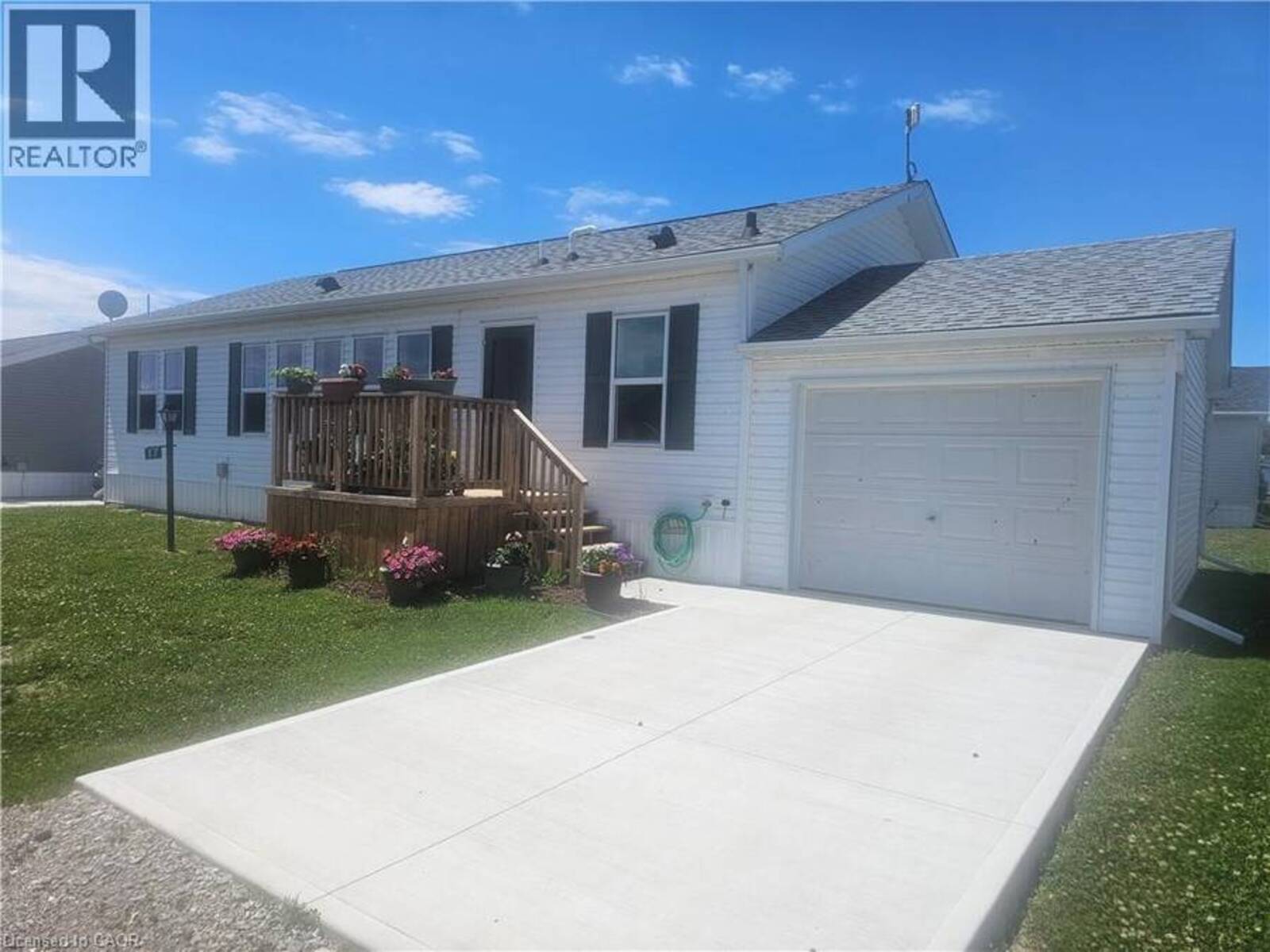 17 BENT WILLOW Court, Nanticoke, Ontario N0A 1L0