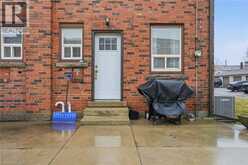 424 EAST 42ND Street | Hamilton Ontario | Slide Image Four
