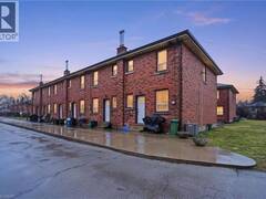 424 EAST 42ND Street Hamilton Ontario, L8T 3A9
