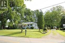 1109 EFFINGHAM Street | Pelham Ontario | Slide Image Four