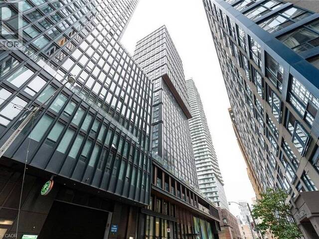 82 DALHOUSIE Street Unit# 909 Toronto Ontario, M5B 0C5 - 2 Bedrooms Condo For Sale