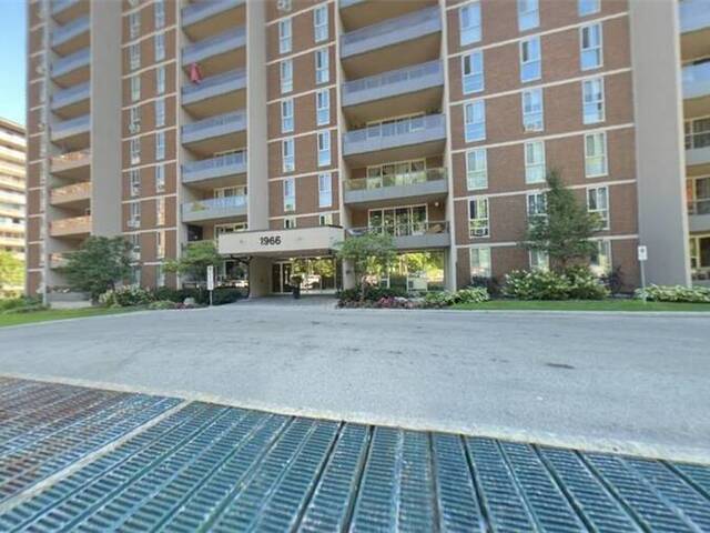 1966 MAIN Street Unit# 306 Hamilton Ontario, L8S 1J6 - 3 Bedrooms Condo For Sale