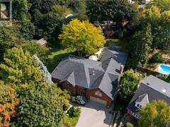 373 BROOKVIEW Court Ancaster Ontario, L9G 4E6