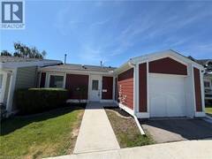 5 JACZENKO Terrace Hamilton Ontario, L9B 1T8