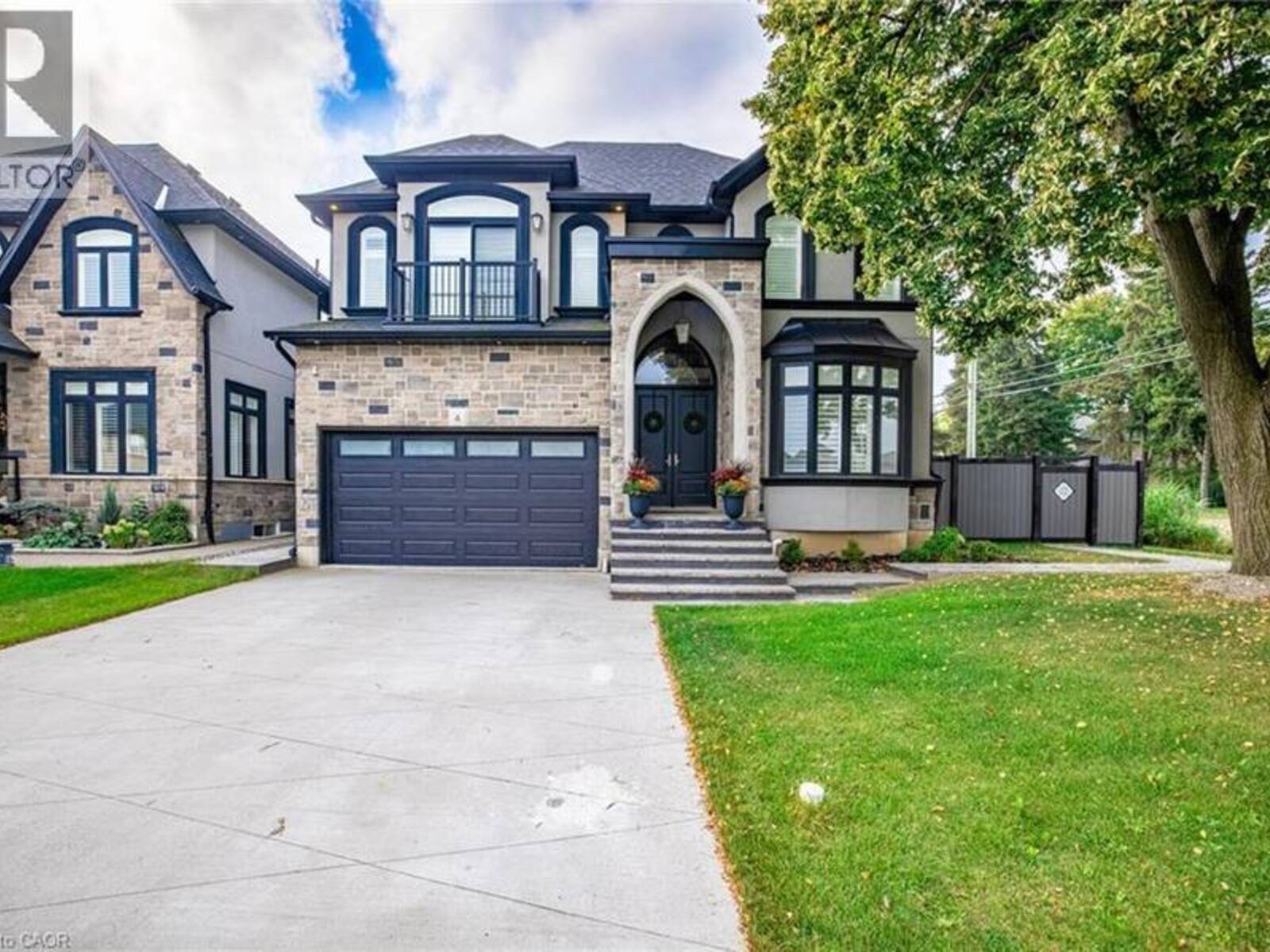 4 LOCKMAN Drive, Ancaster, Ontario L0K 0C1