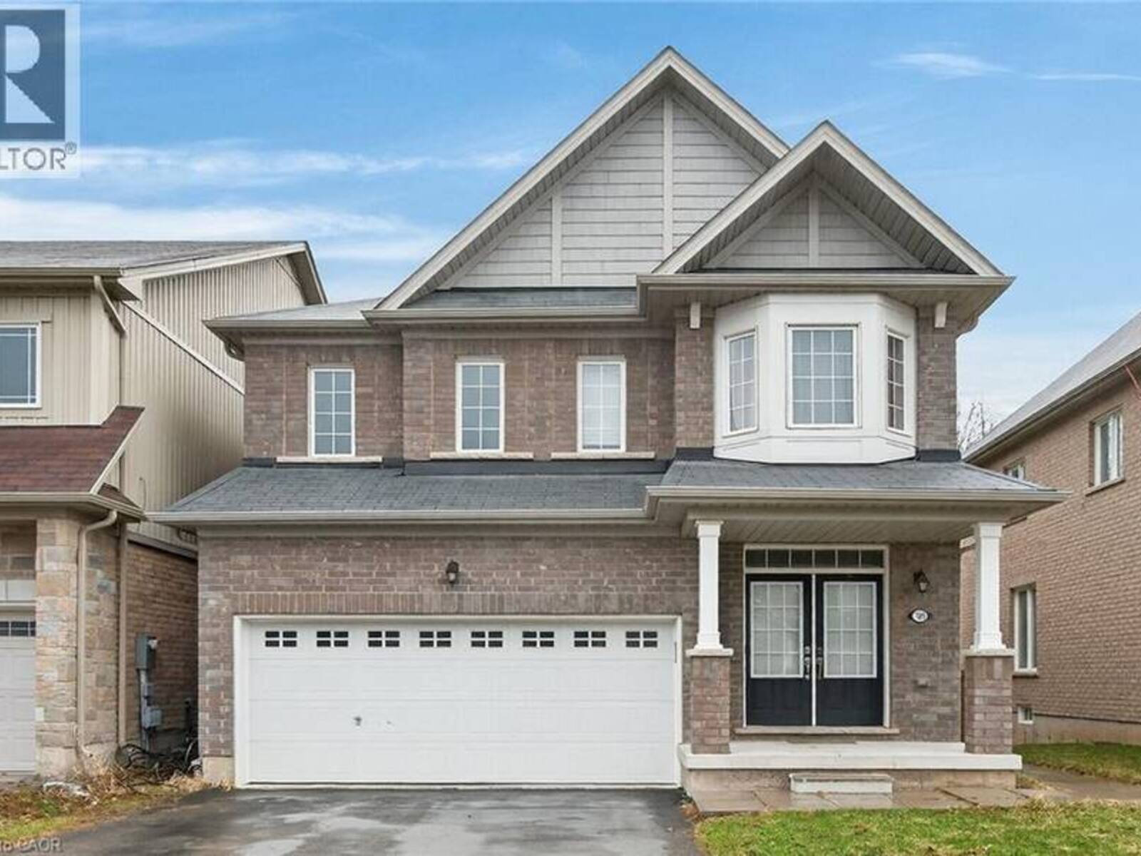 7809 HACKBERRY Trail E, Niagara Falls, Ontario L2H 3R5