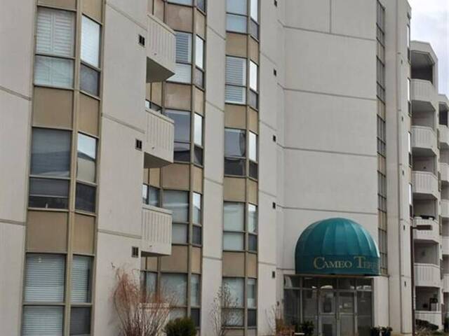 3267 KING Street E Unit# 204 Kitchener Ontario, N2A 4A4 - 2 Bedrooms Condo For Sale