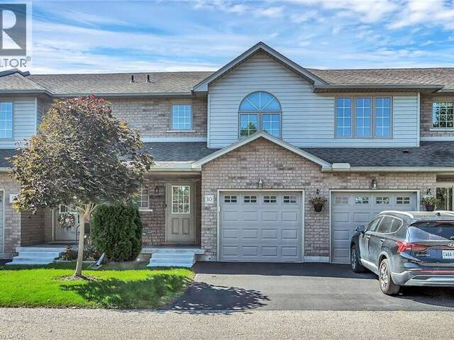 40 BRAEMAR Avenue Unit# 30 Caledonia Ontario, N3W 2N1 - 3 Bedrooms Condo For Sale