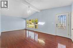6122 MAYFAIR Drive | Niagara Falls Ontario | Slide Image Nine