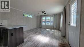 24 MACPHERSON Crescent | Hamilton Ontario | Slide Image Ten