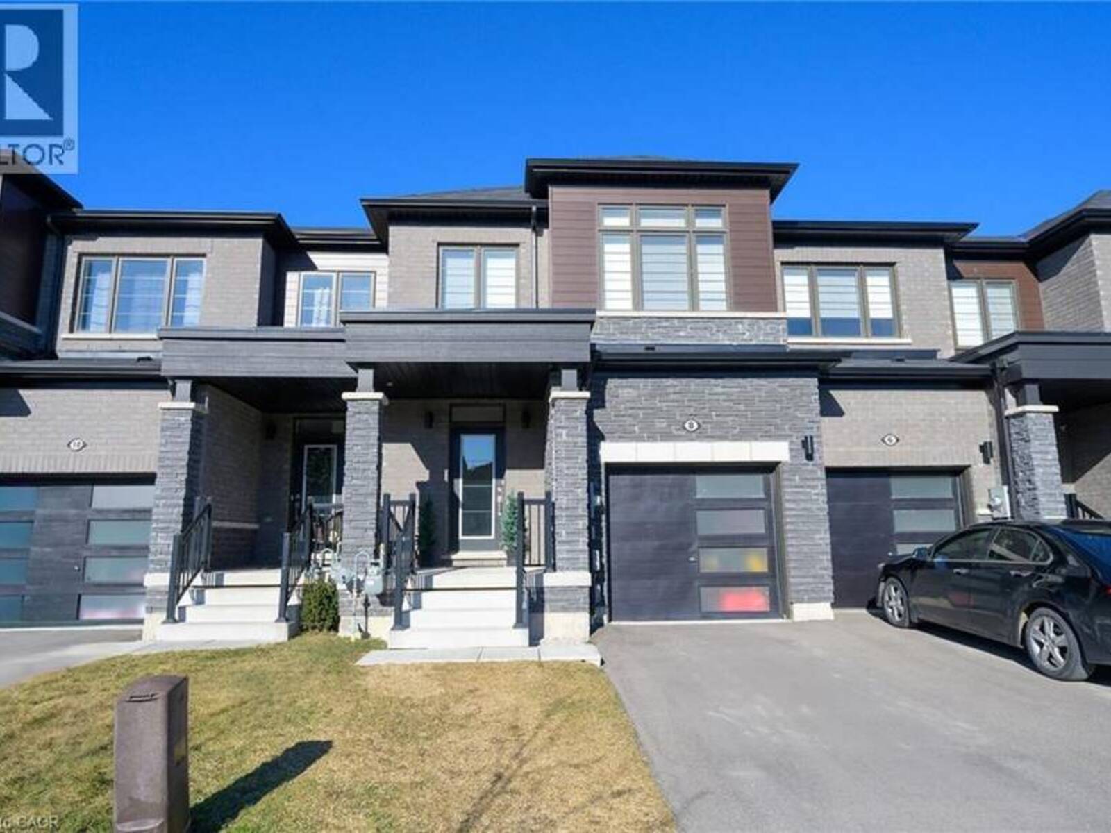 8 OWL Lane, Caledonia, Ontario N3W 0G4