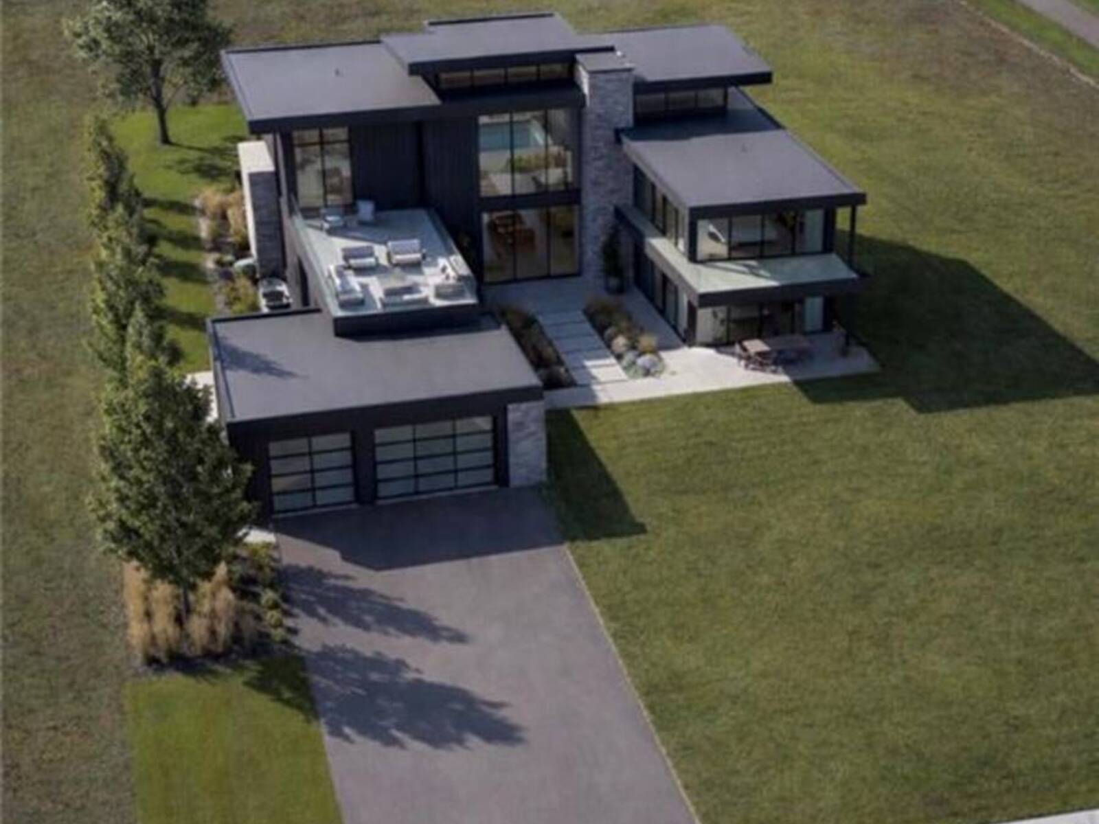 1070 SNYDERS FLATS Road, Woolwich, Ontario N0B 1K0