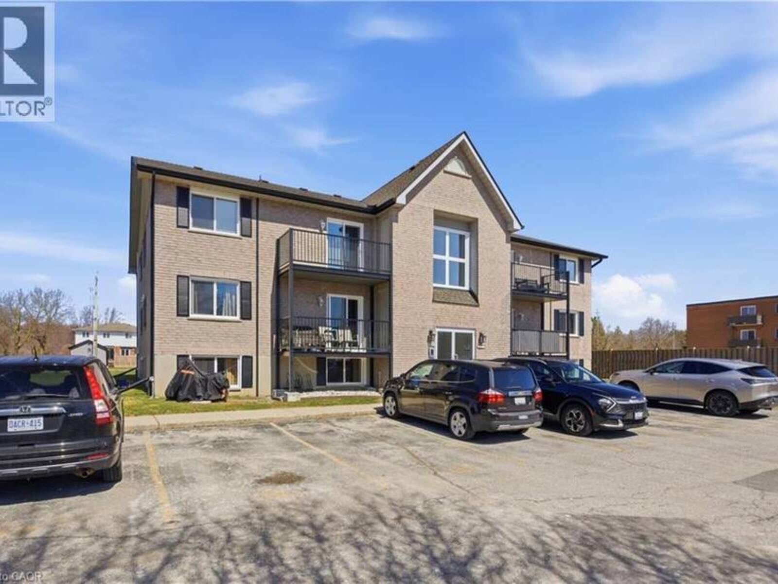 50 CAMPBELL Court Unit# 312, Stratford, Ontario N5A 7T6