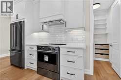 6192 CURLIN Crescent | Niagara Falls Ontario | Slide Image Twelve