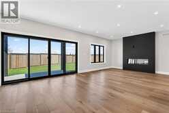 6192 CURLIN Crescent | Niagara Falls Ontario | Slide Image Twenty