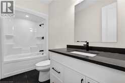 6192 CURLIN Crescent | Niagara Falls Ontario | Slide Image Six