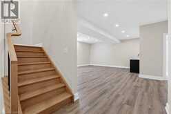 6192 CURLIN Crescent | Niagara Falls Ontario | Slide Image Thirty-four