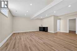 6192 CURLIN Crescent | Niagara Falls Ontario | Slide Image Thirty-six