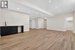 6192 CURLIN Crescent | Niagara Falls Ontario | Slide Image Thirty-seven
