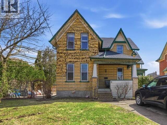 31 BINGEMAN Street Kitchener Ontario, N2H 2R7 - Multi-family Home For Sale