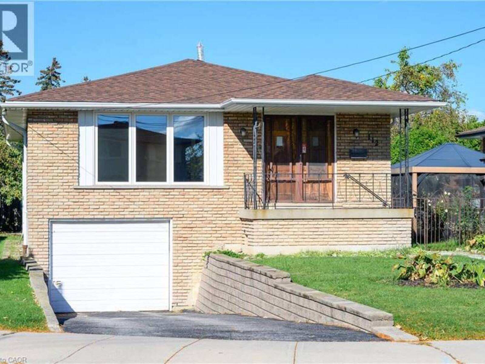112 PURDY Crescent, Hamilton, Ontario L9A 3B3