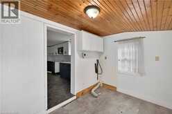527 BOND Street | Warwick Ontario | Slide Image Thirty-one