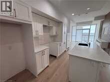 7711 GREEN VISTA Gate Unit# 803 | Niagara Falls Ontario | Slide Image Ten