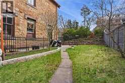 26 RAVENSCLIFFE Avenue | Hamilton Ontario | Slide Image Thirty