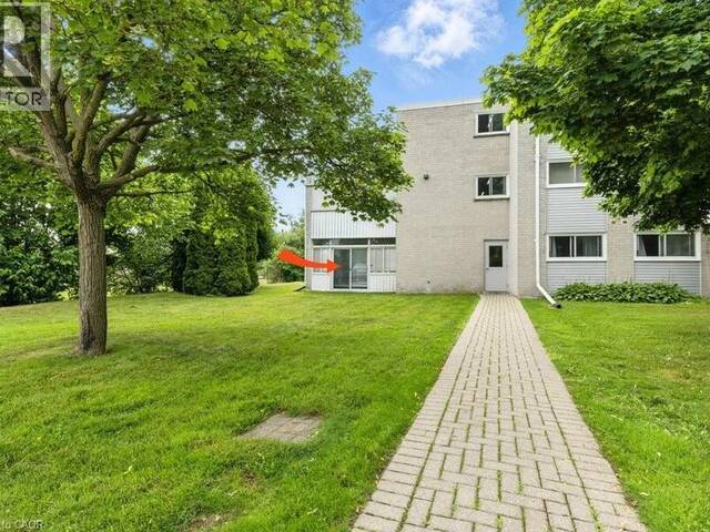 80 BRECKENRIDGE Drive Unit# 110 Kitchener Ontario, N2B 2N9 - 3 Bedrooms Condo For Sale