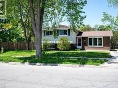 152 MACGREGOR Crescent Waterloo Ontario, N2J 3W9