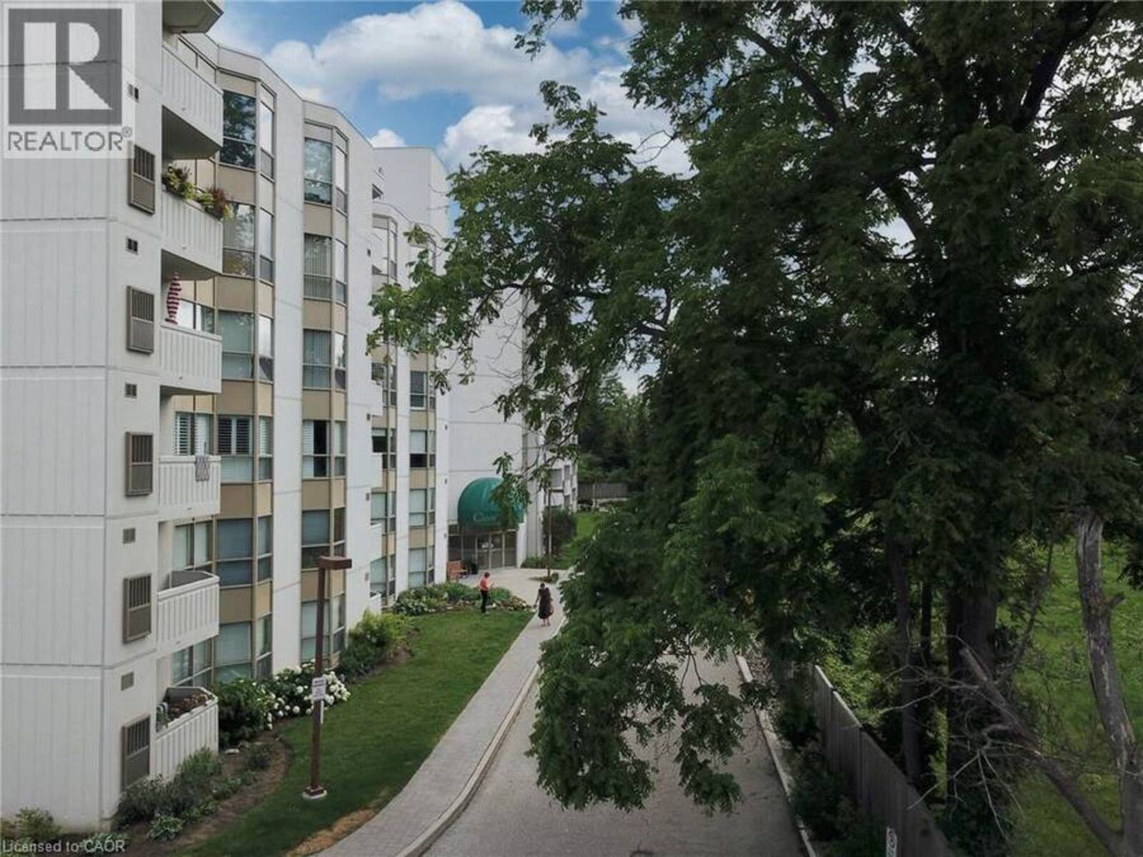 3267 KING Street E Unit# 505, Kitchener, Ontario N2A 4A4