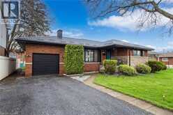32 BELAIR Drive | Hamilton Ontario | Slide Image Three