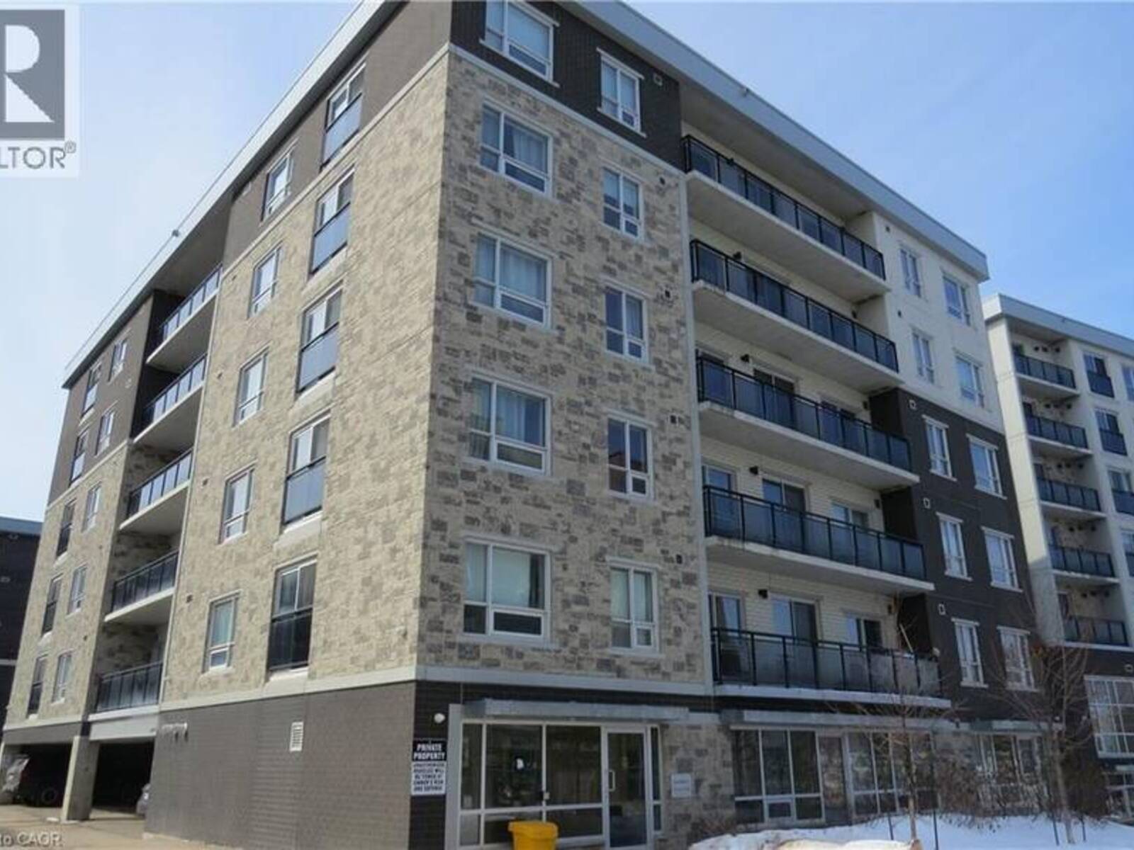 275 LARCH Street Unit# H108, Waterloo, Ontario N2L 3R2