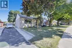 18 TWEEDSMUIR Avenue | London Ontario | Slide Image Two