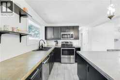 18 TWEEDSMUIR Avenue | London Ontario | Slide Image Eight