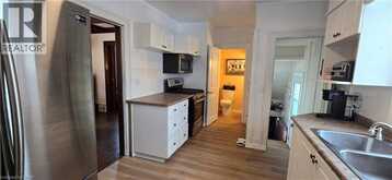 73 TALBOT Street S | Simcoe Ontario | Slide Image Eighteen