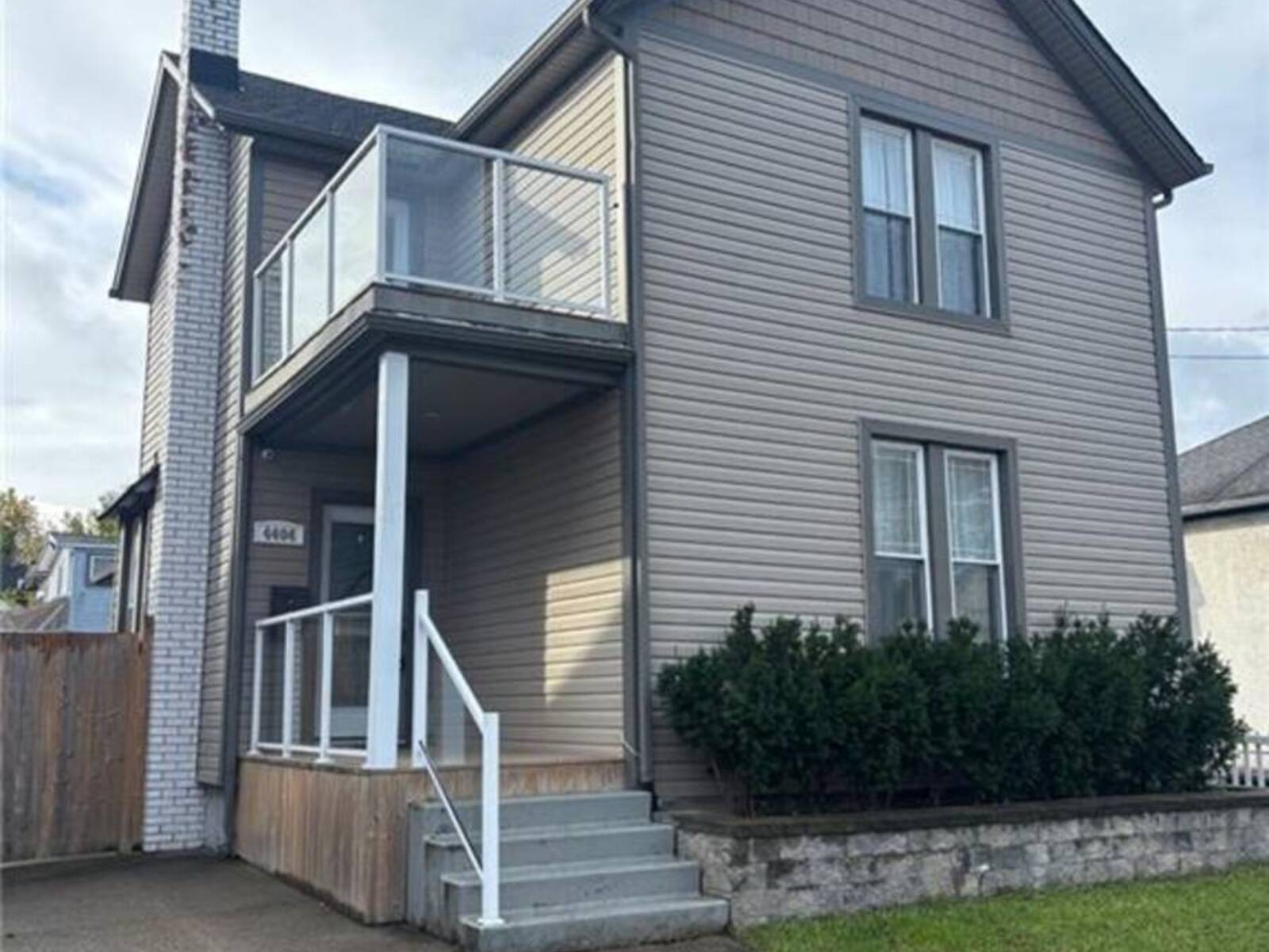 4404 MORRISON Street, Niagara Falls, Ontario L2E 2B3
