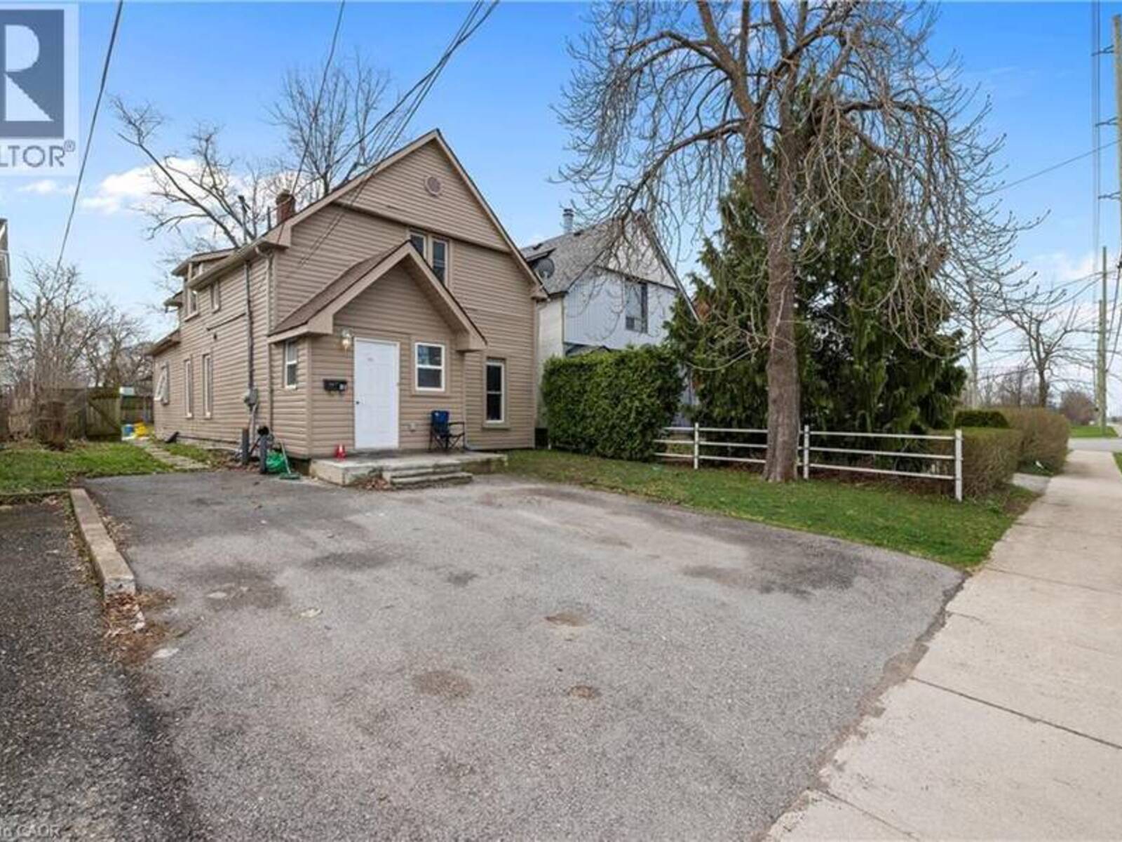 313 GILMORE Road, Fort Erie, Ontario L2A 2M9