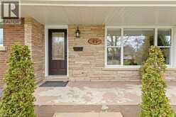 45 DRIFTWOOD Drive | Brantford Ontario | Slide Image Four