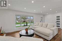 45 DRIFTWOOD Drive | Brantford Ontario | Slide Image Eight