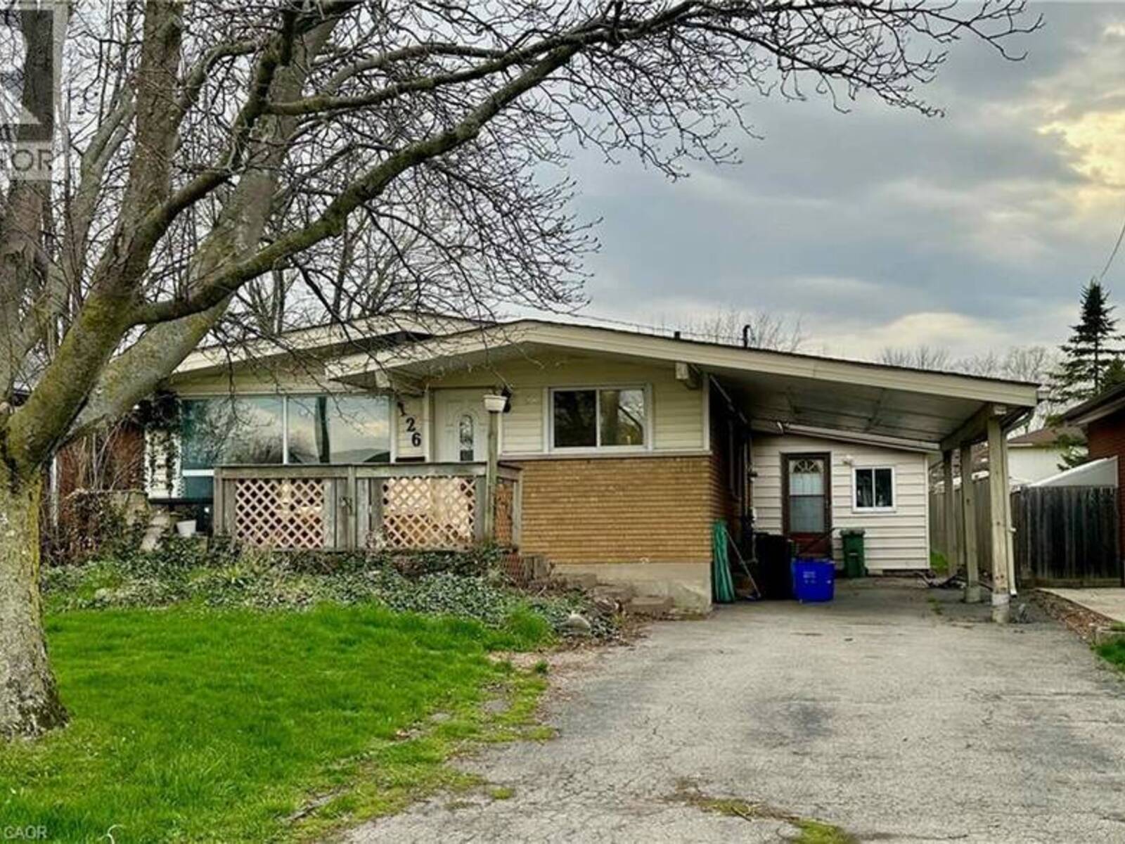126 LILACSIDE Drive, Hamilton, Ontario L8V 2L7